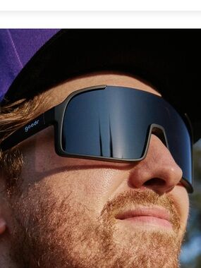 NEW Goodr ASTRO G black sunglasses